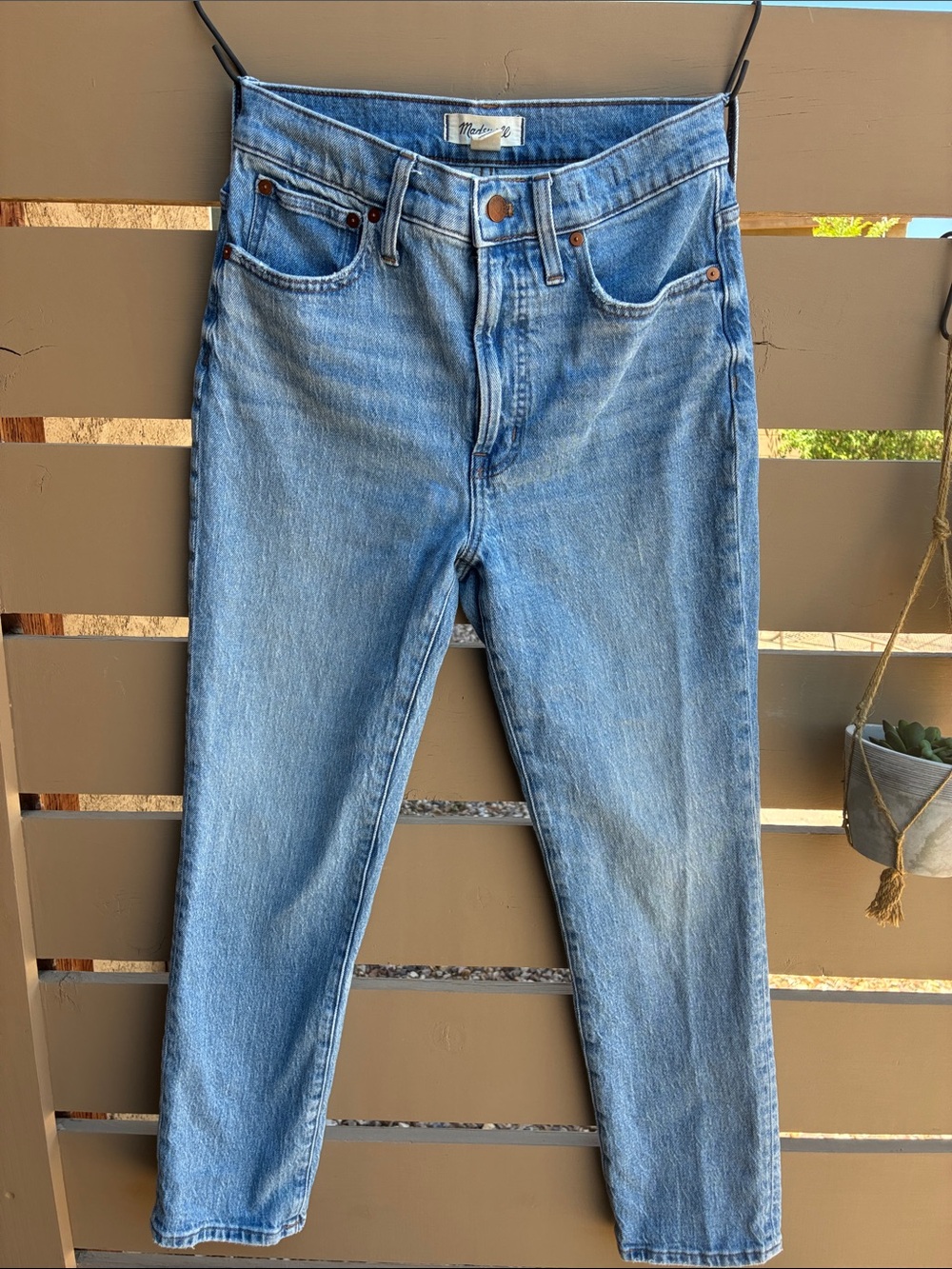 Madewell Women's Light Blue Straight-Leg Jeans